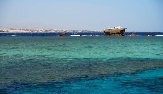 Speedboat Adventure: Tiran Island 🚤💨